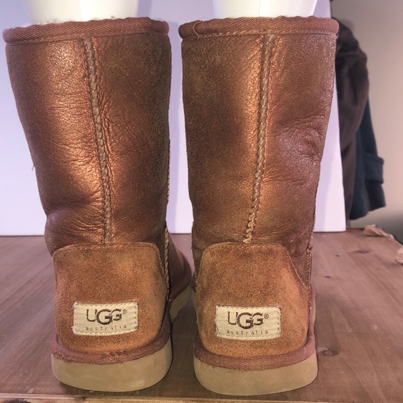 Uggs - Picture 2 of 5